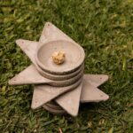 Sahumador Cemento Triangular Sagrada Madre