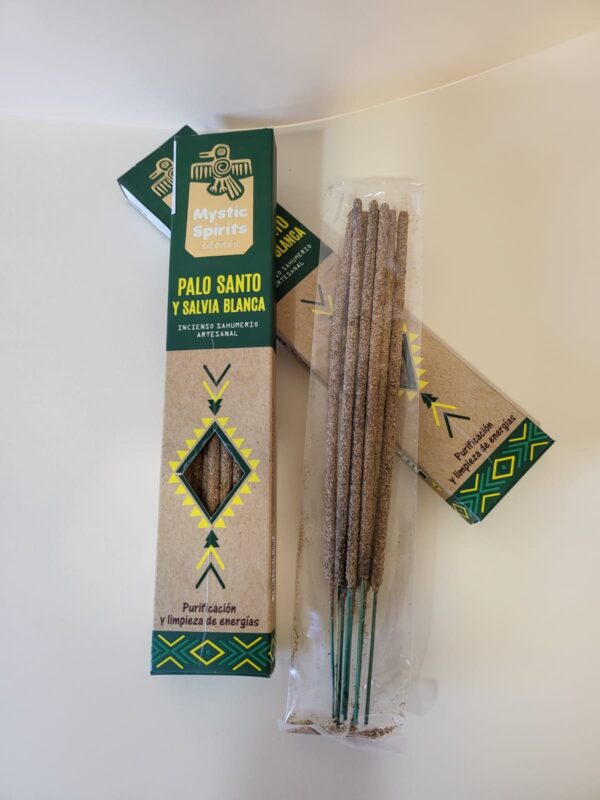 Incienso sahumerio artesanal Palo santo y salvia blanca