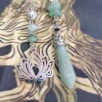 péndulo flor de loto
cuarzo verde.